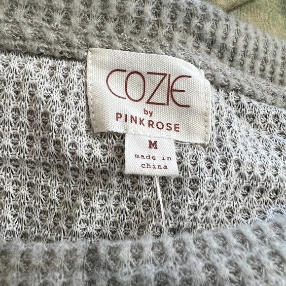 Pink Rose grey top waffle knit star Long sleeve crop top size M coastal Cozie - Picture 3 of 9